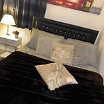 Cosy City Centre Apartment